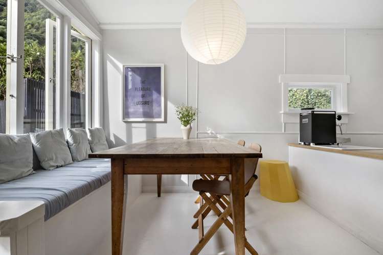 27 Rona Street Eastbourne_6