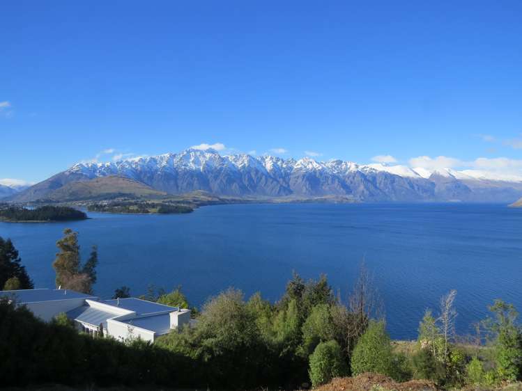 11 Whitbourn Place Fernhill/Sunshine Bay_8