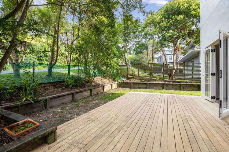 793a Beach Road Browns Bay_2