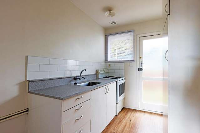 2/53 Grenville Street Waltham_1