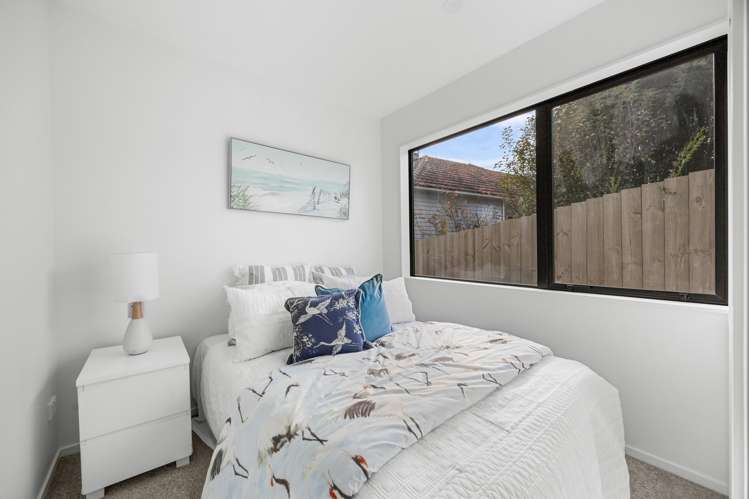 2/21 Valonia Street New Windsor_13