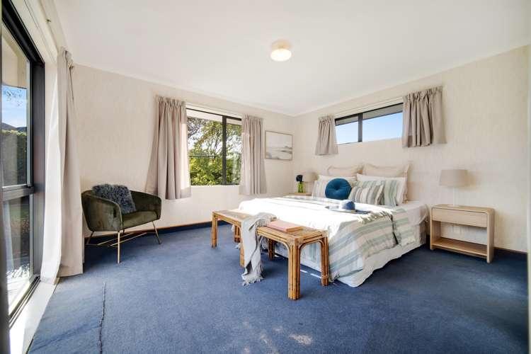 7 Otia Drive Richmond_14