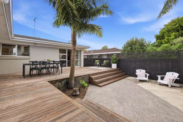 Single-Level Living, Timeless Location