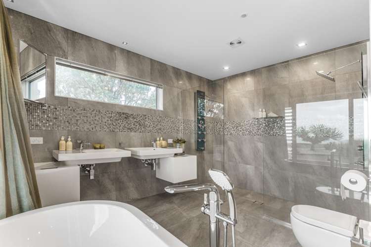 34 Muritai Road Milford_17