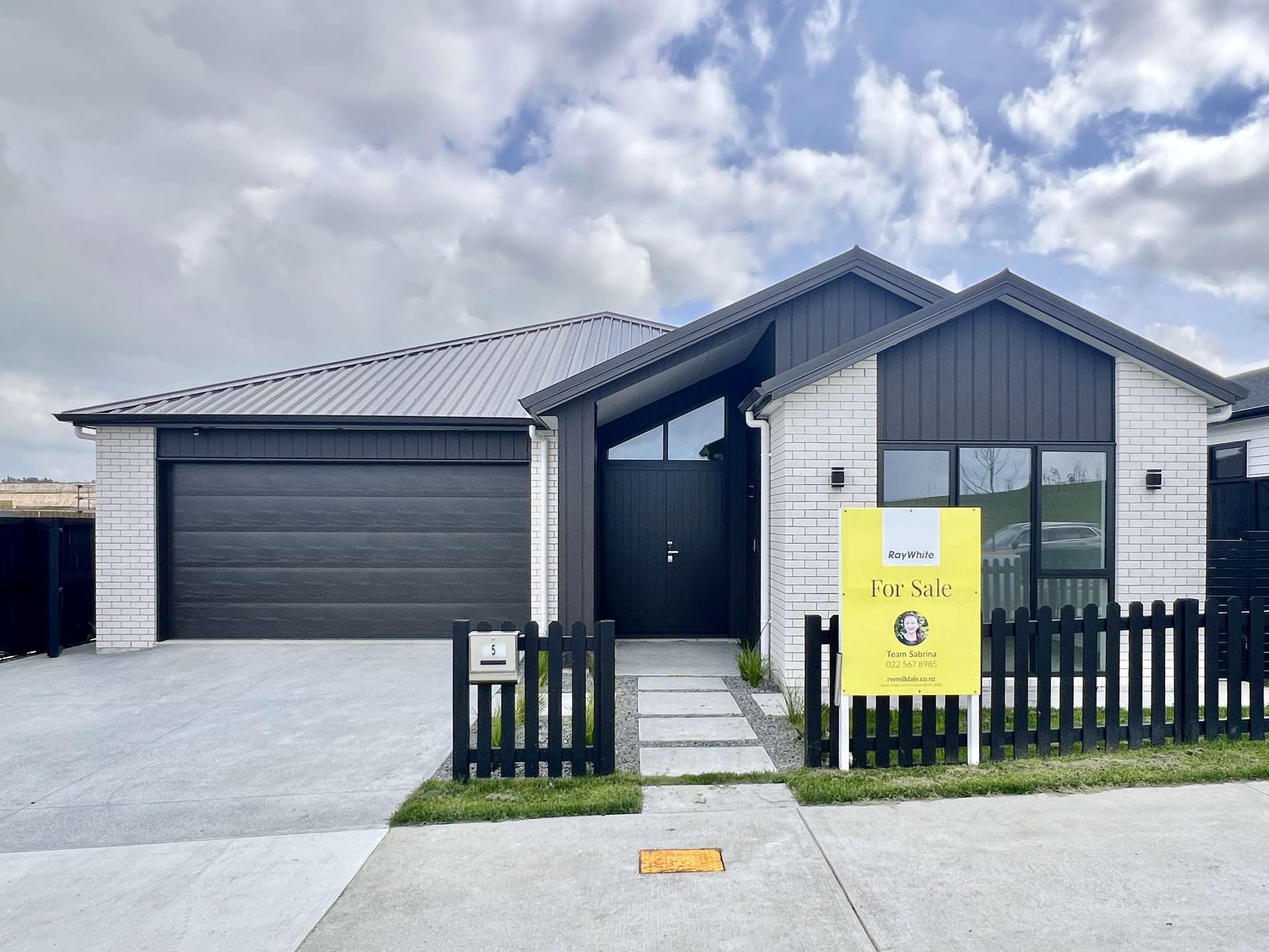 5 Parkland Loop Milldale_0