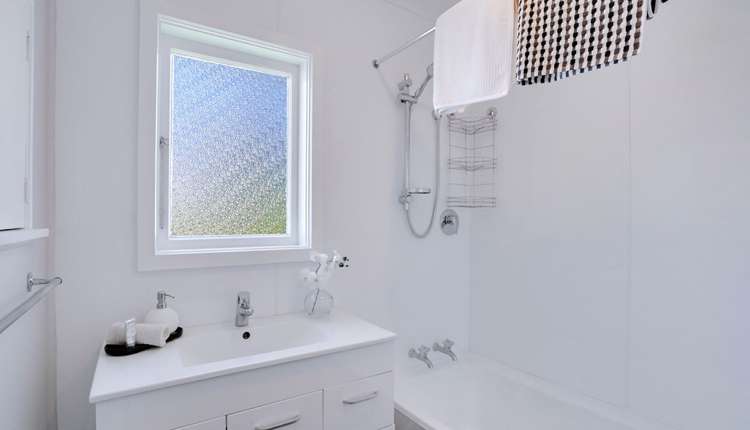 48 Cameron Road Hamilton East_5