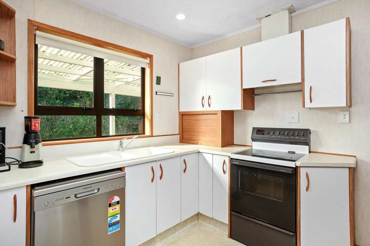 6 Zande Terrace Tawa_4