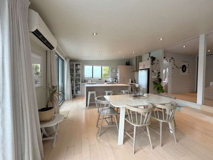 18 Hawaiian Parade Arkles Bay_2