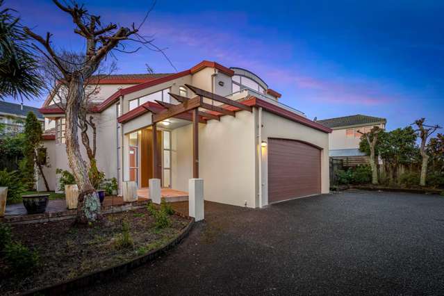 Spacious Family Living and Sea Views