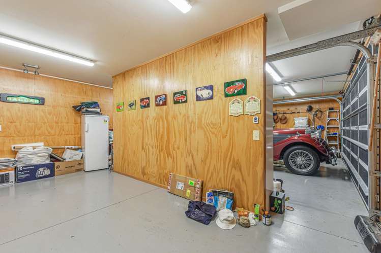 16 Aratia Way Richmond_40