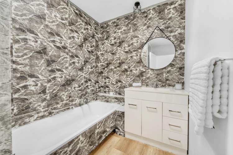 1/42 Bentley Avenue Glenfield_7