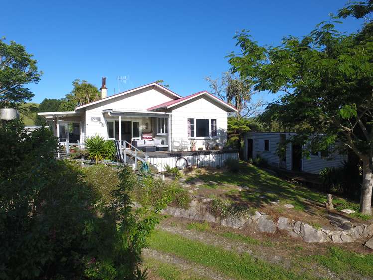 1750 Harbour Road Kawhia_23