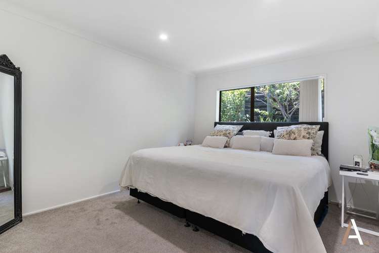 4 Kingsclere Place Goodwood Heights_8