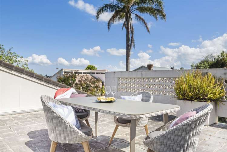 115 Sunset Road Totara Vale_41