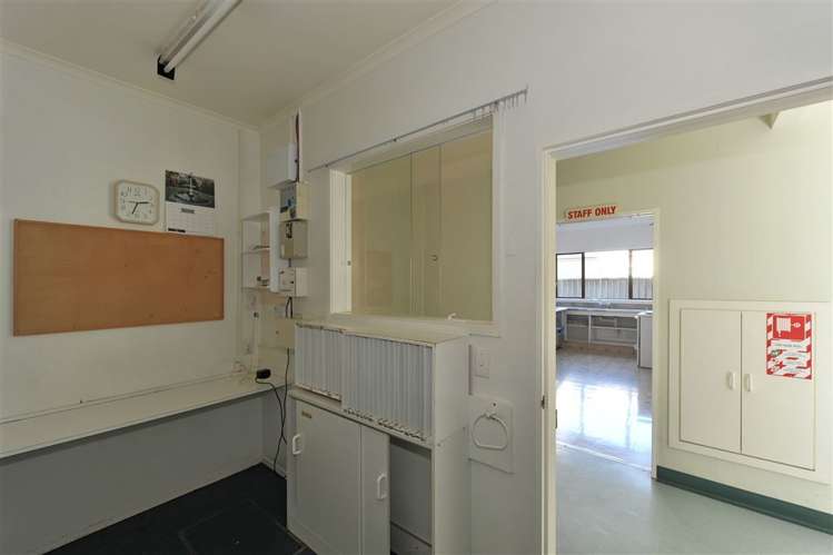 75 High Street Picton_15