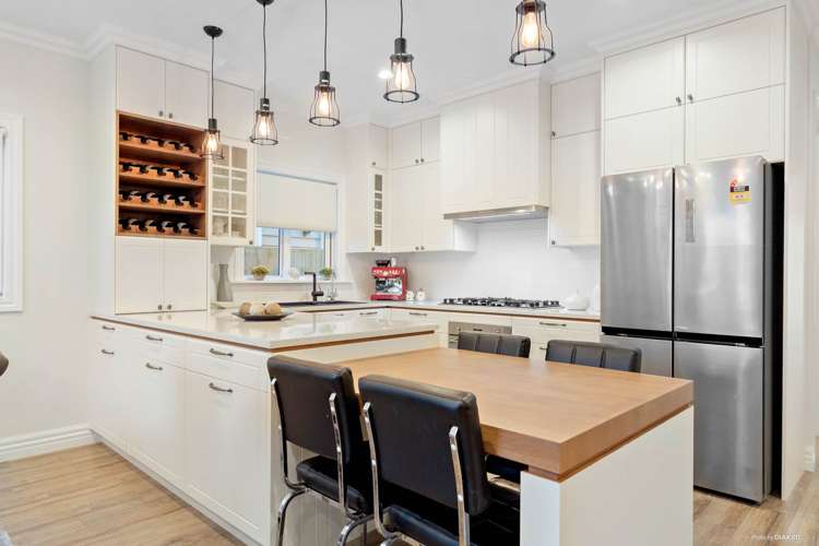 10 Carrickdawson Drive Flat Bush_3