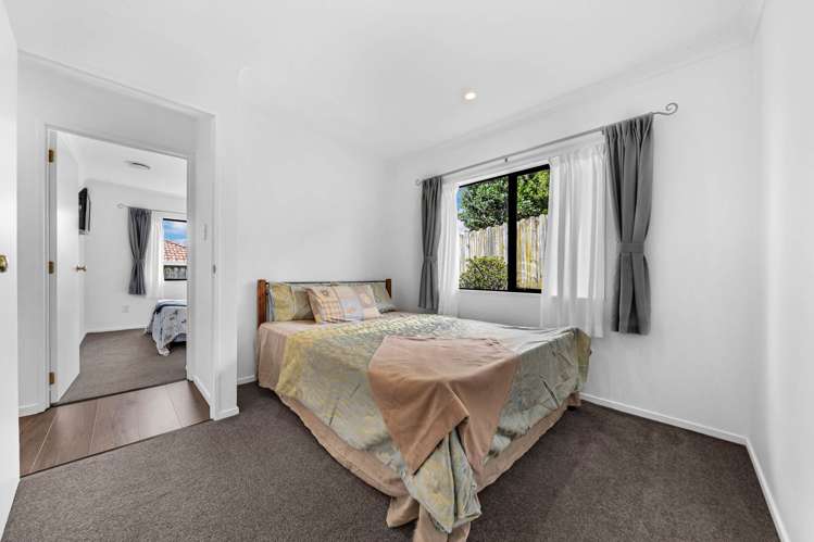 24 Nuneaton Drive Flat Bush_14