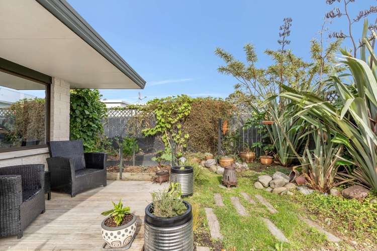 2d Woodfield Avenue Roslyn_21