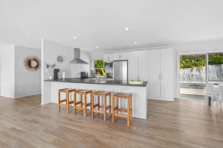 108 The Ridge Langs Beach_11