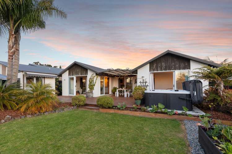 9 Bracken Mews Pyes Pa_21