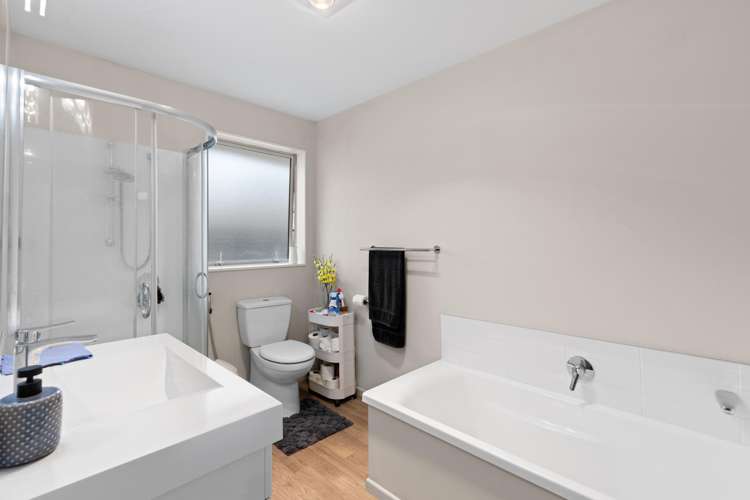 34 Shands Road Hornby_10