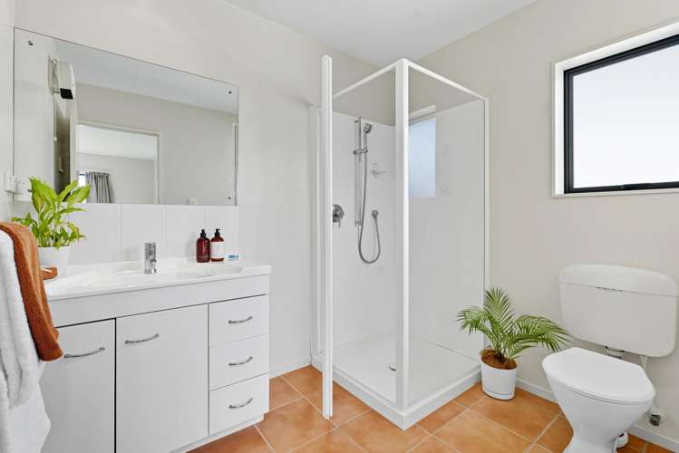 52 Kath Hopper Drive Orewa_12