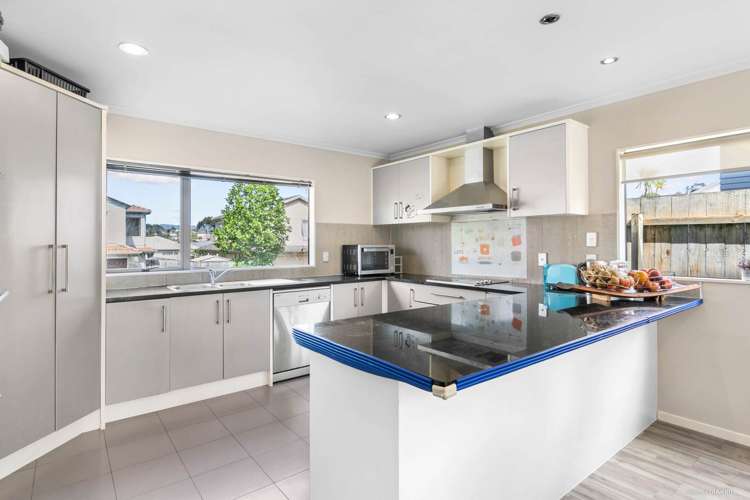 5 Lincoln Garden Close Henderson_7