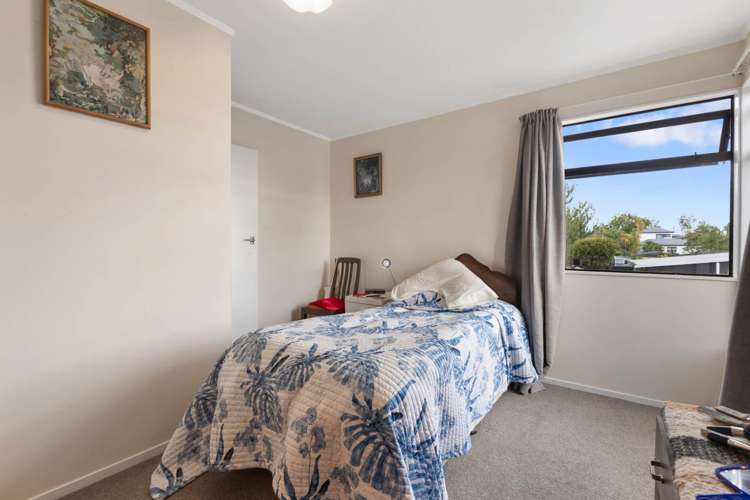 27 Roys Road Weymouth_15