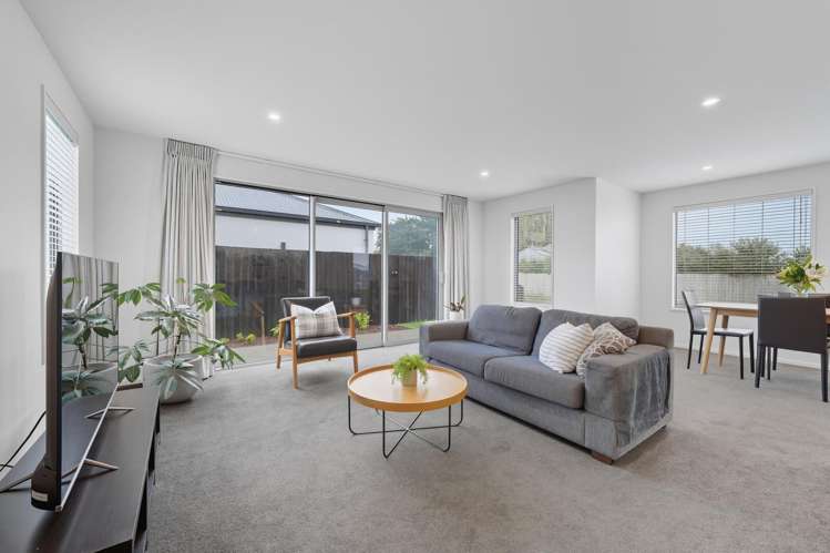 3 Ada Wells Court Yaldhurst_4