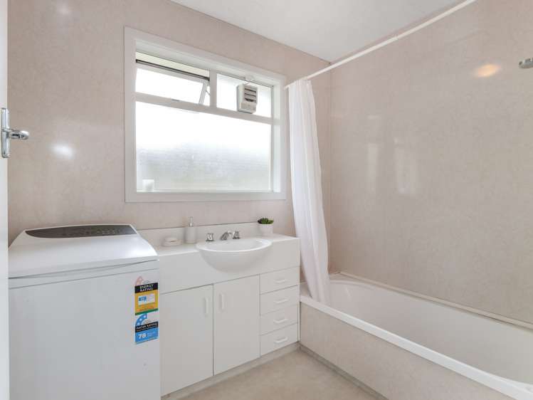 86 Walton Street Kaikorai_13