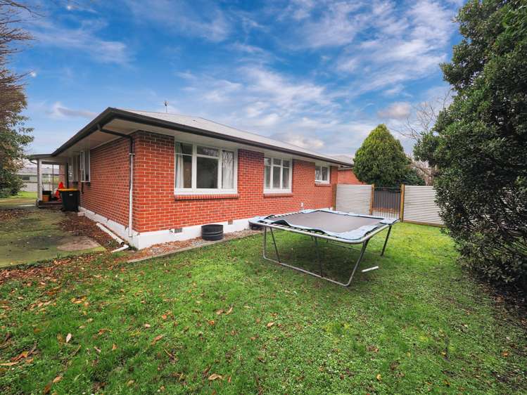 33 Reid Crescent Allenton_21