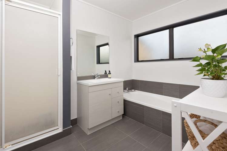 2/25 Channing Crescent Botany Downs_8