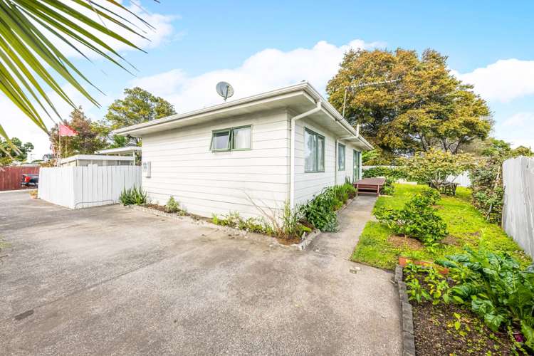 4A Viola Avenue Mangere East_3