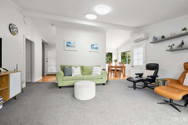 32 Forest Road Pinehaven_4