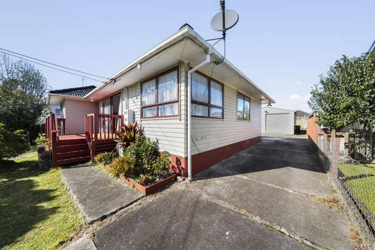 16 Antrim Crescent Otara_21