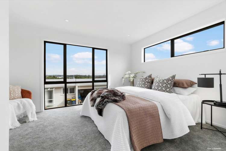 5/85 Royal View Road Te Atatu South_5