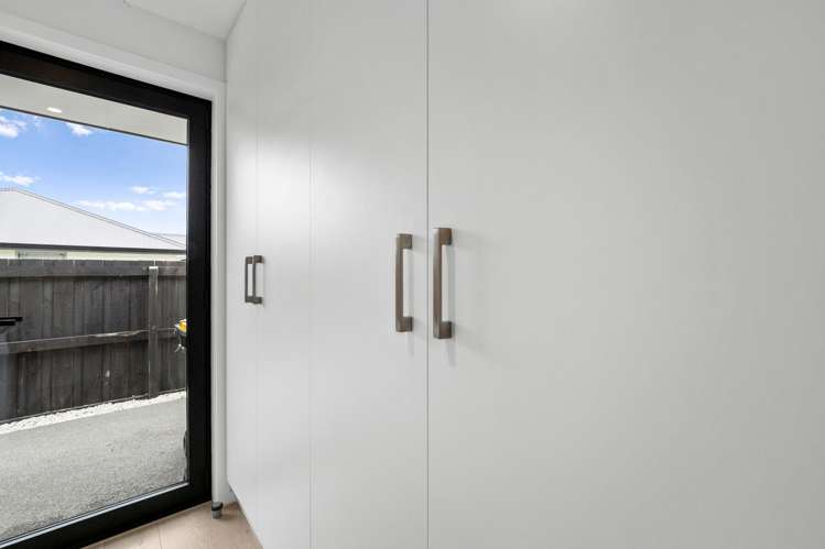 10 Redhaven Rise Netherby_24