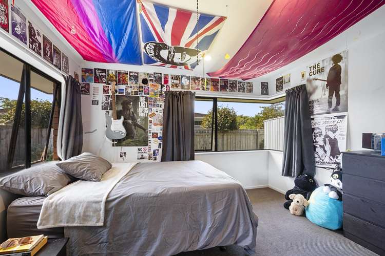 16 Karina Road Merrilands_12