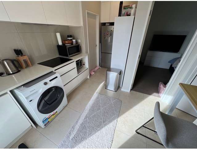 Cheapest in Flat Bush! 2 beddy incl Water and Elec