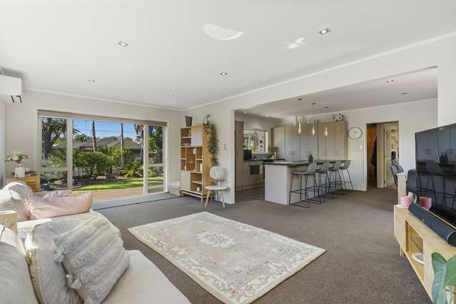 1/10 Forest Glen Orewa_4