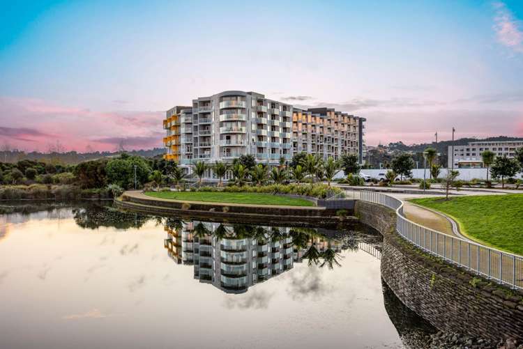 205/1 Rose Garden Lane Albany_1