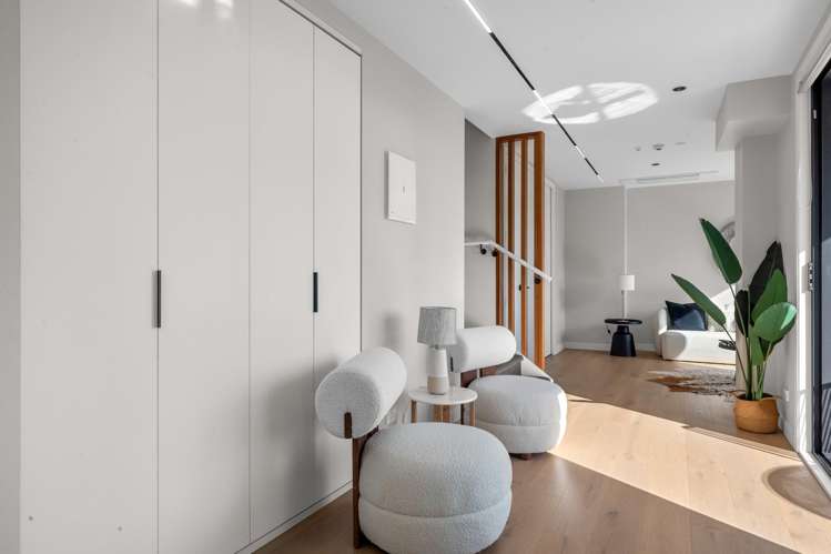 10/12 Burns Avenue Takapuna_7