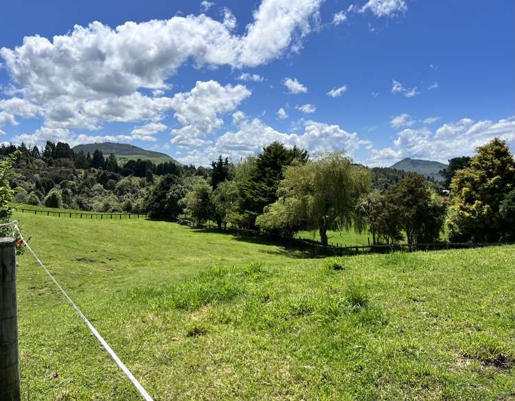 17 Parerohi Grove Kuratau_17