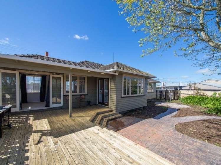 114 East Street Feilding_24