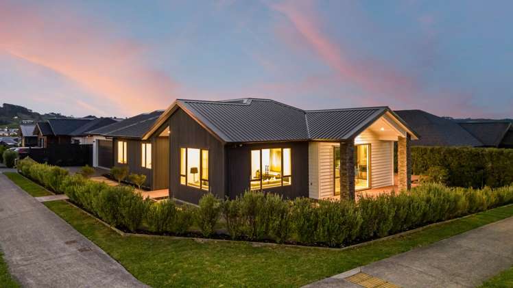 84 Maurice Kelly Road Milldale_2