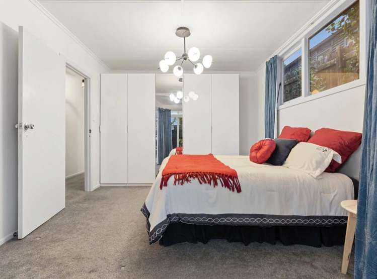 240E Great North Road Henderson_31