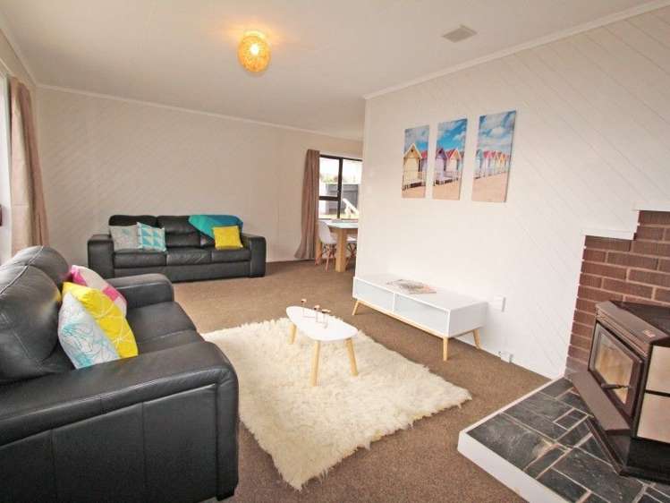 14 Driver Crescent Cannons Creek_6