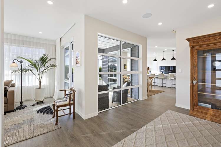 3 Paige Road Orewa_13