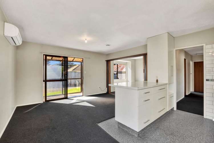 2/114 Randolph Street Woolston_5
