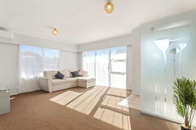 69A Hepburn Road Glendene_4